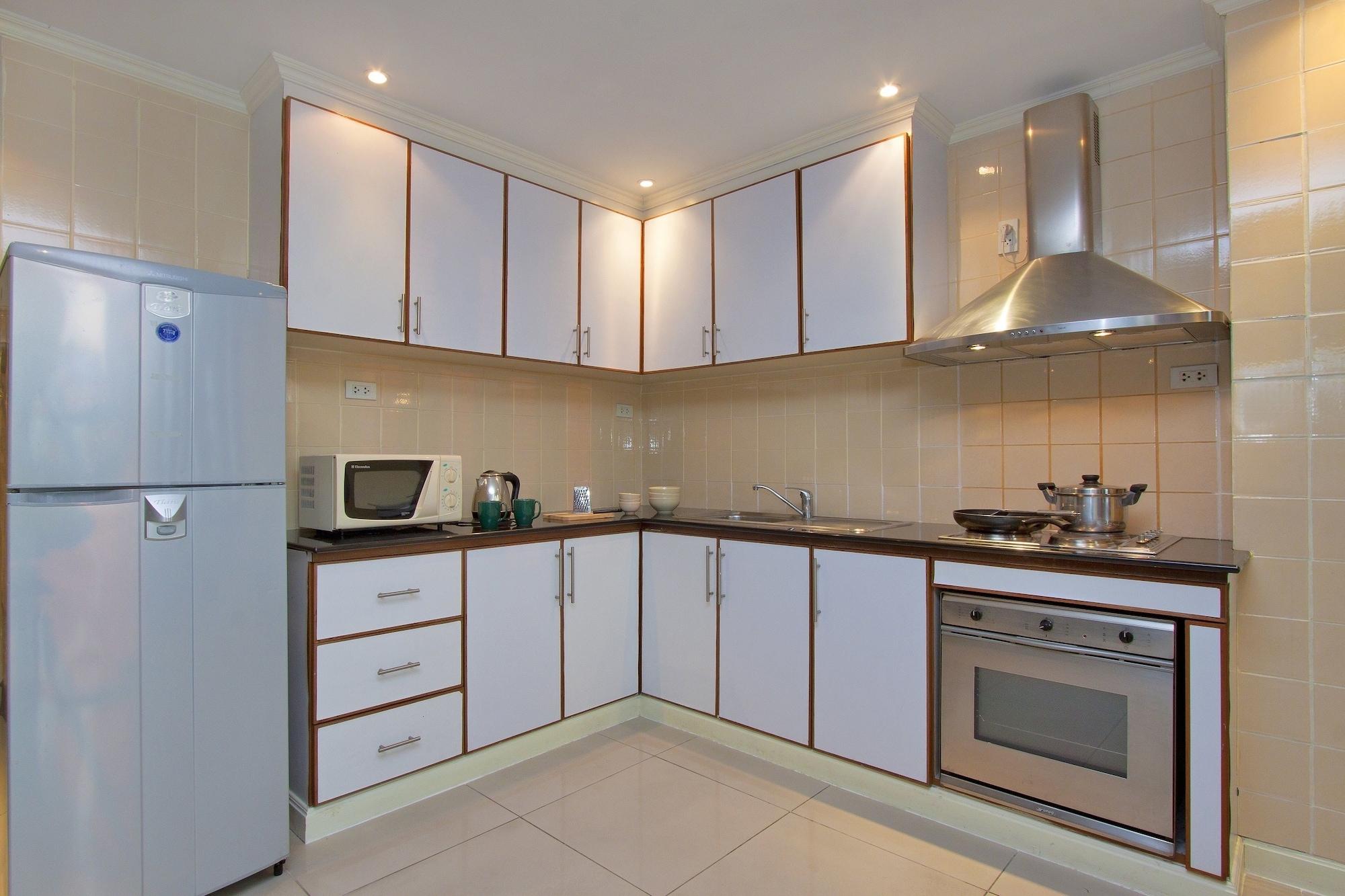 Argyle Apartments Pattaya Ngoại thất bức ảnh