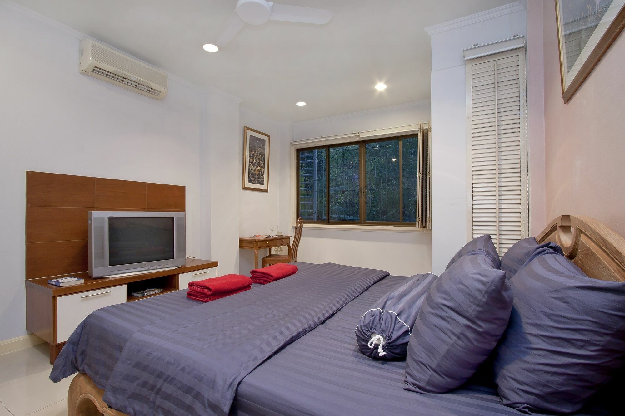 Argyle Apartments Pattaya Ngoại thất bức ảnh
